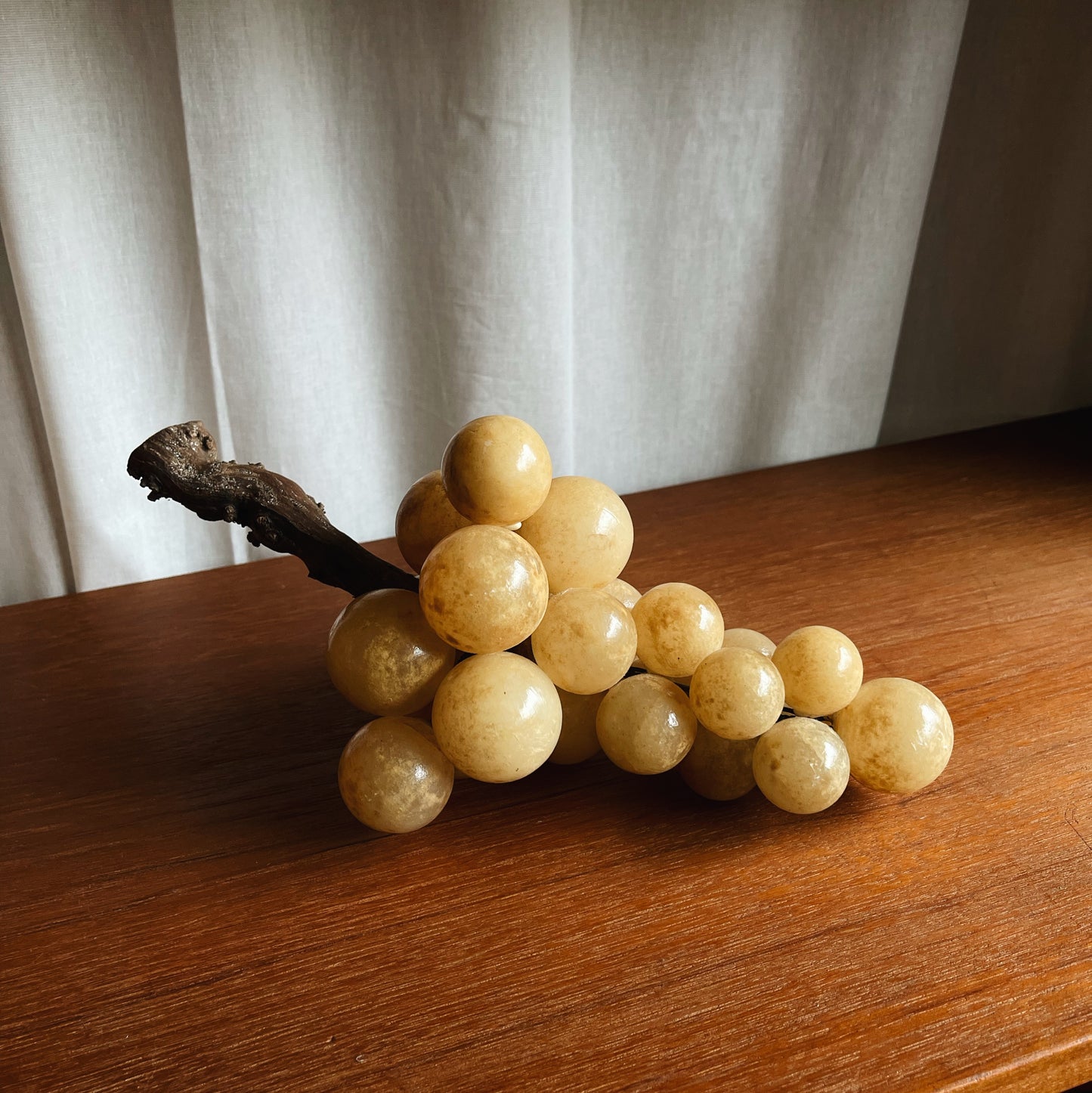Italian Alabaster Grape Cluster