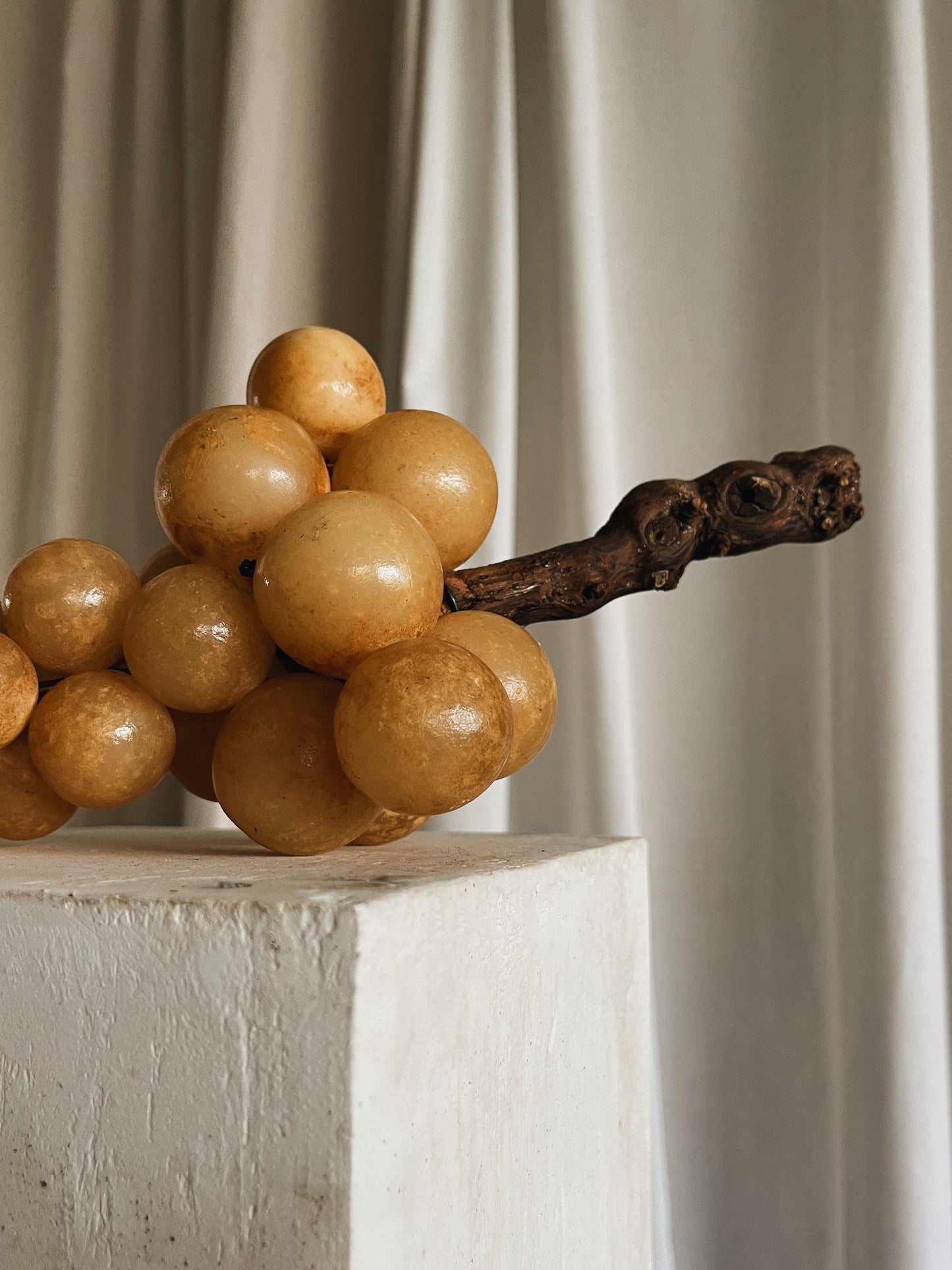 Italian Alabaster Grape Cluster