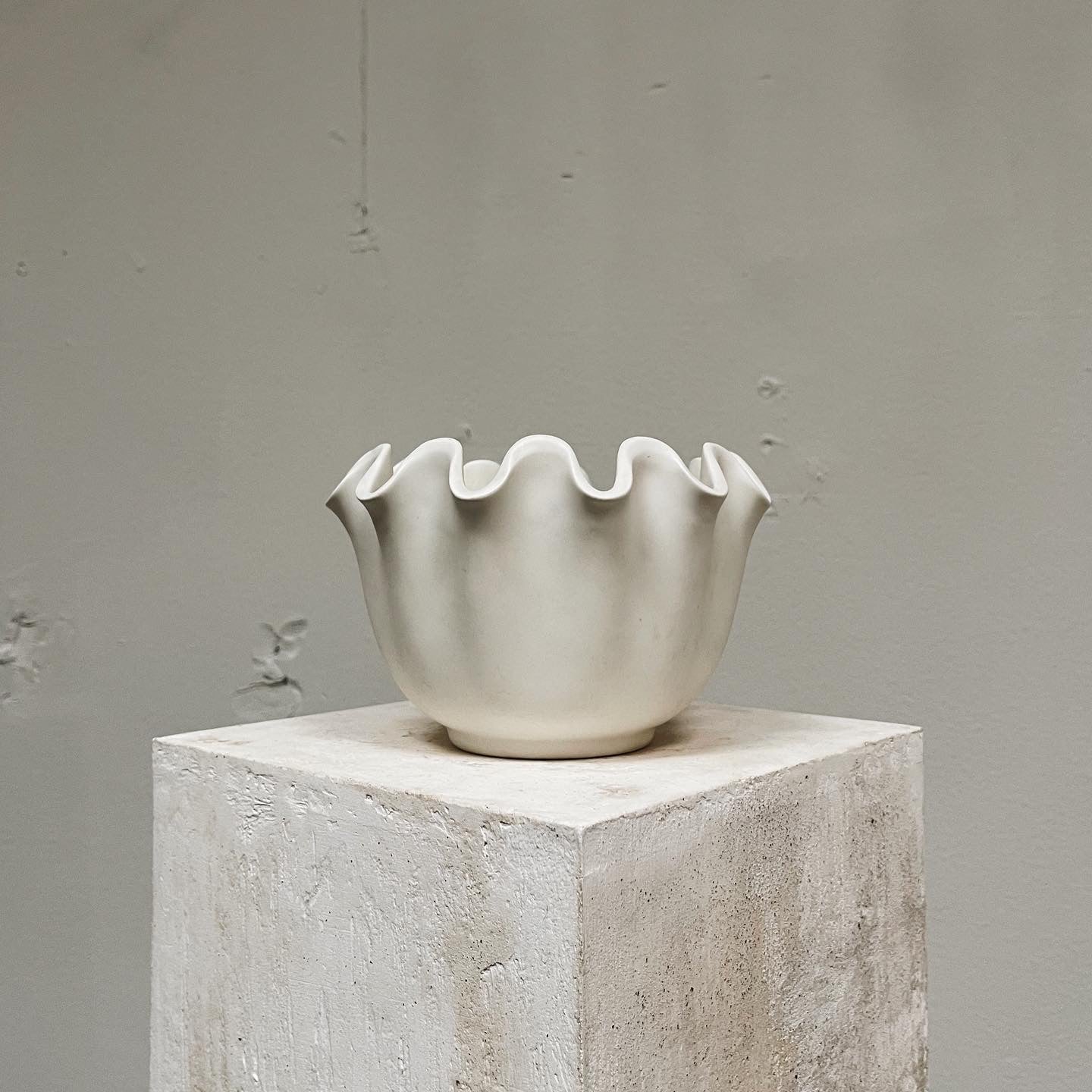 Wilhelm Kåge "Våga" Bowl