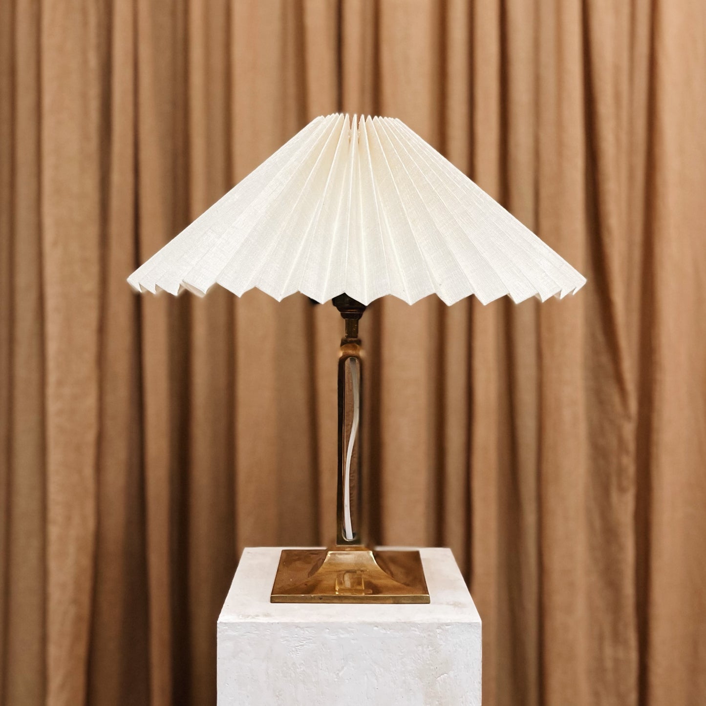 Brass Jugendstil Table Lamp
