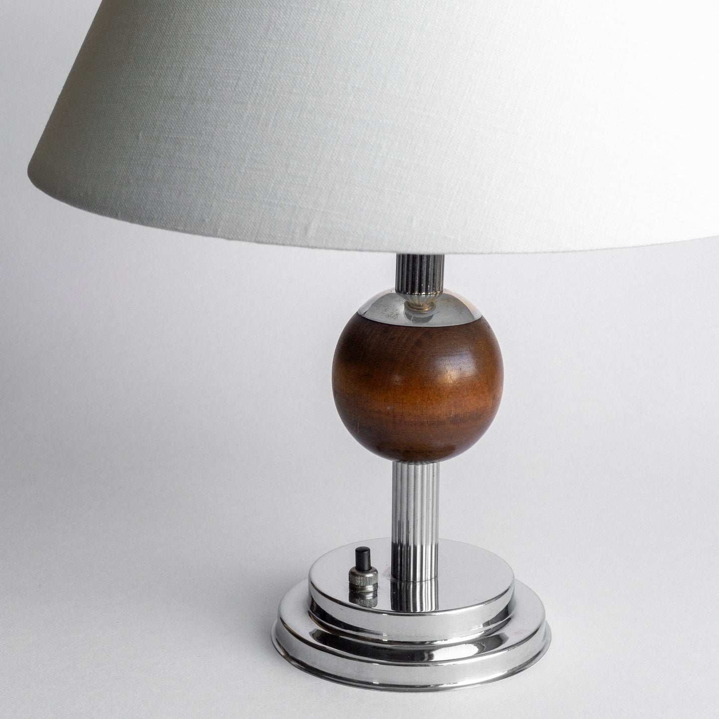 Fluted Funkis Lamp