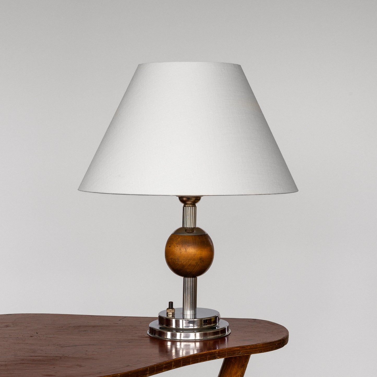 Fluted Funkis Lamp