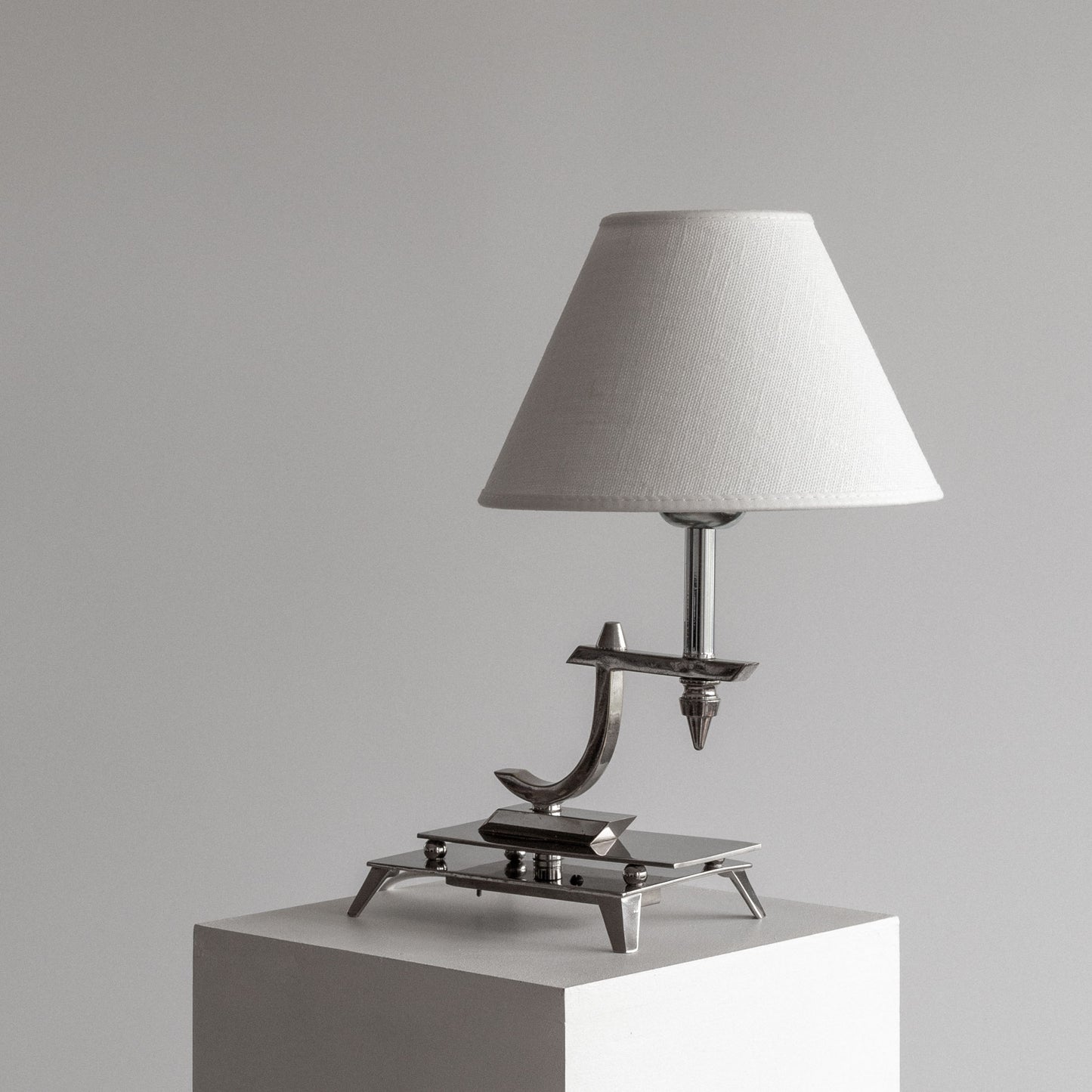 Sculptural Art Deco Lamp