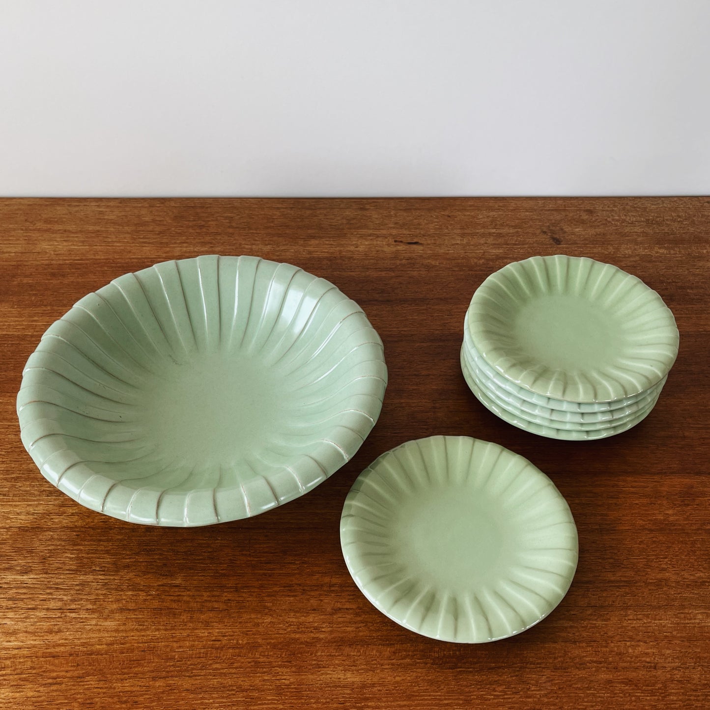 Set of Art Déco Dessert Plates