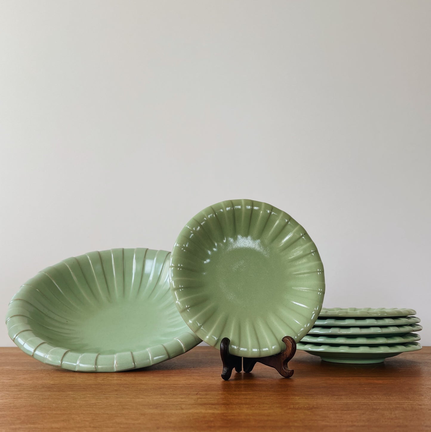Set of Art Déco Dessert Plates