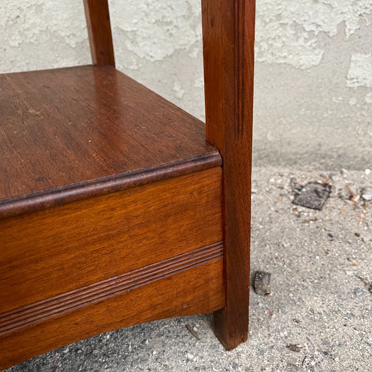 Antique Jugend Pedestal
