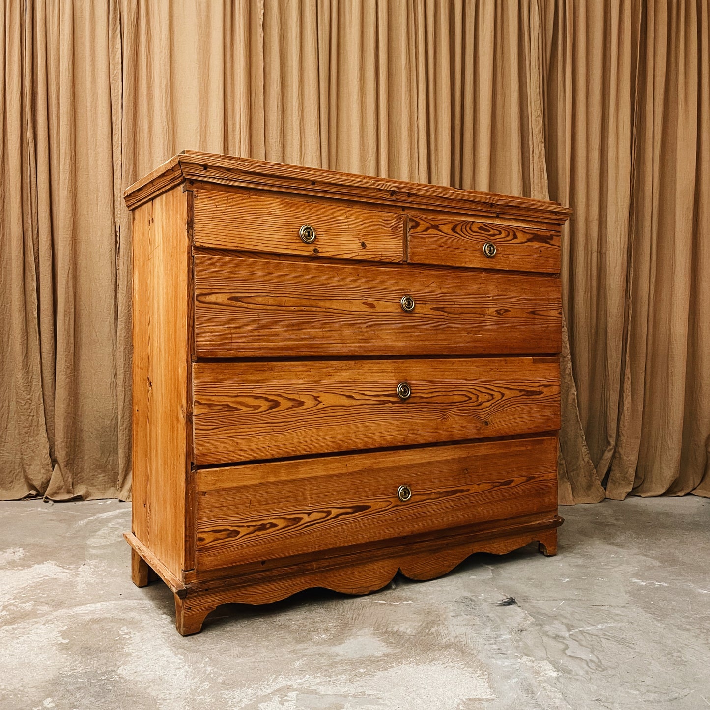 Antique Mansion Carpentry Chest of Drawers