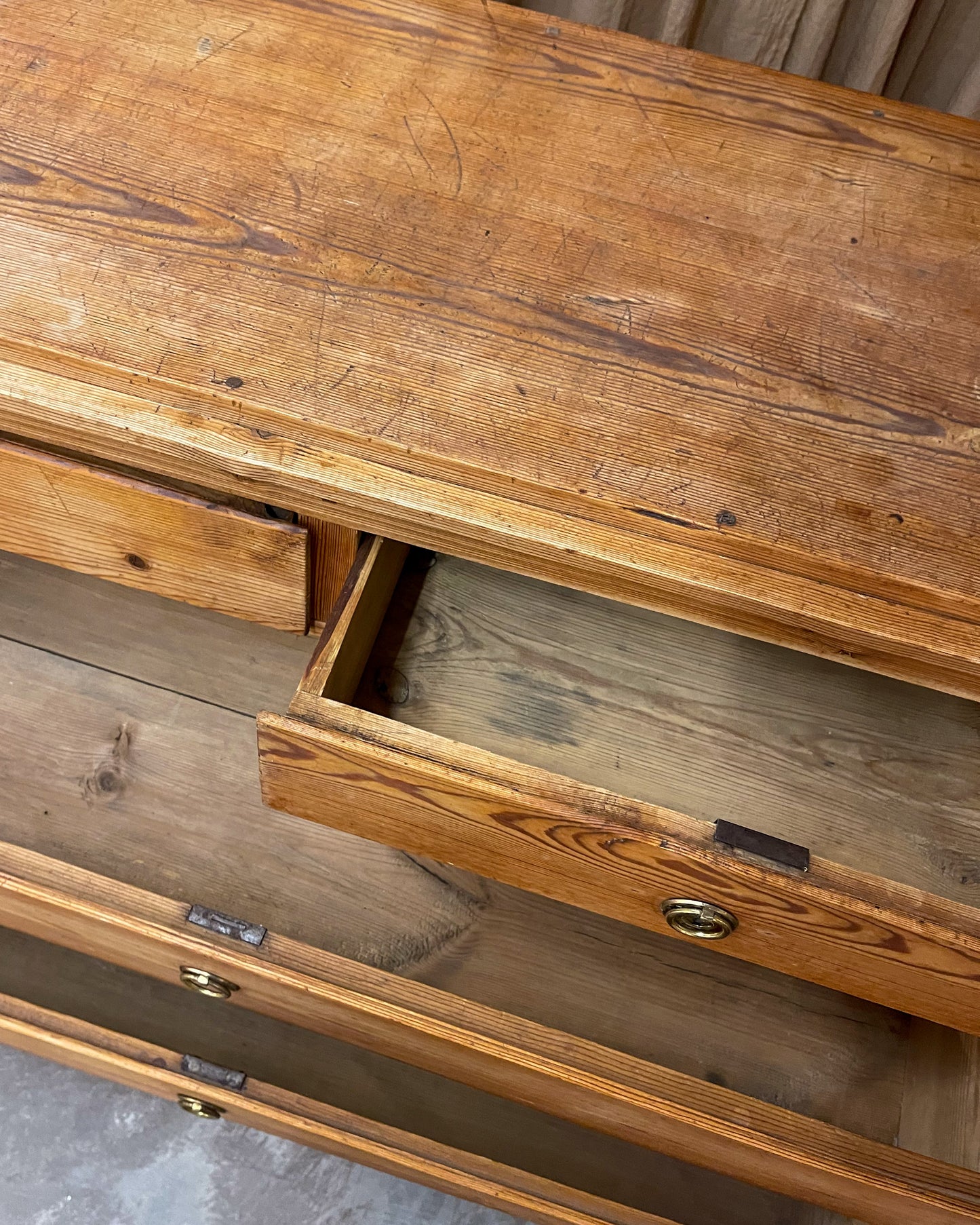 Mansion Carpentry Chest of Drawers