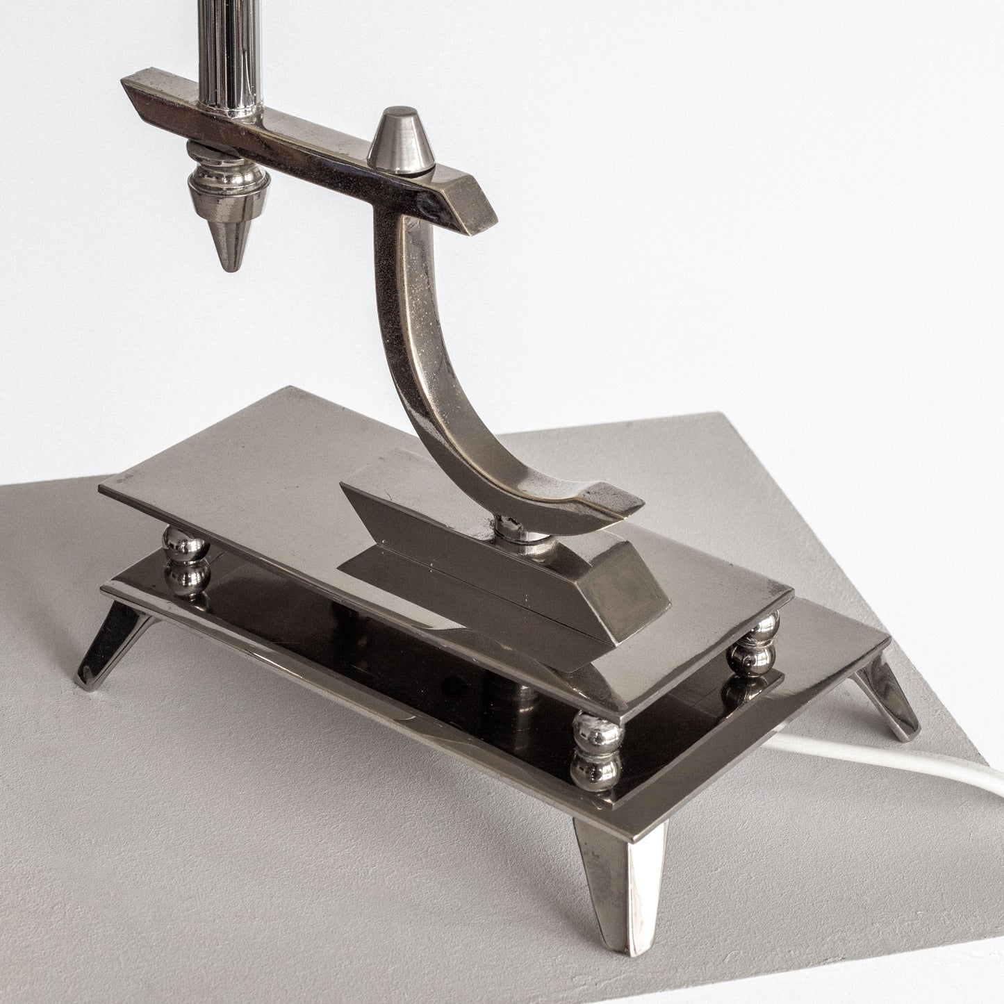Sculptural Art Deco Lamp