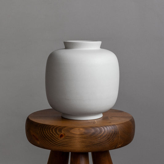 'Carrara' Vase